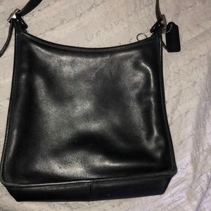 Vintage black coach shoulder purse